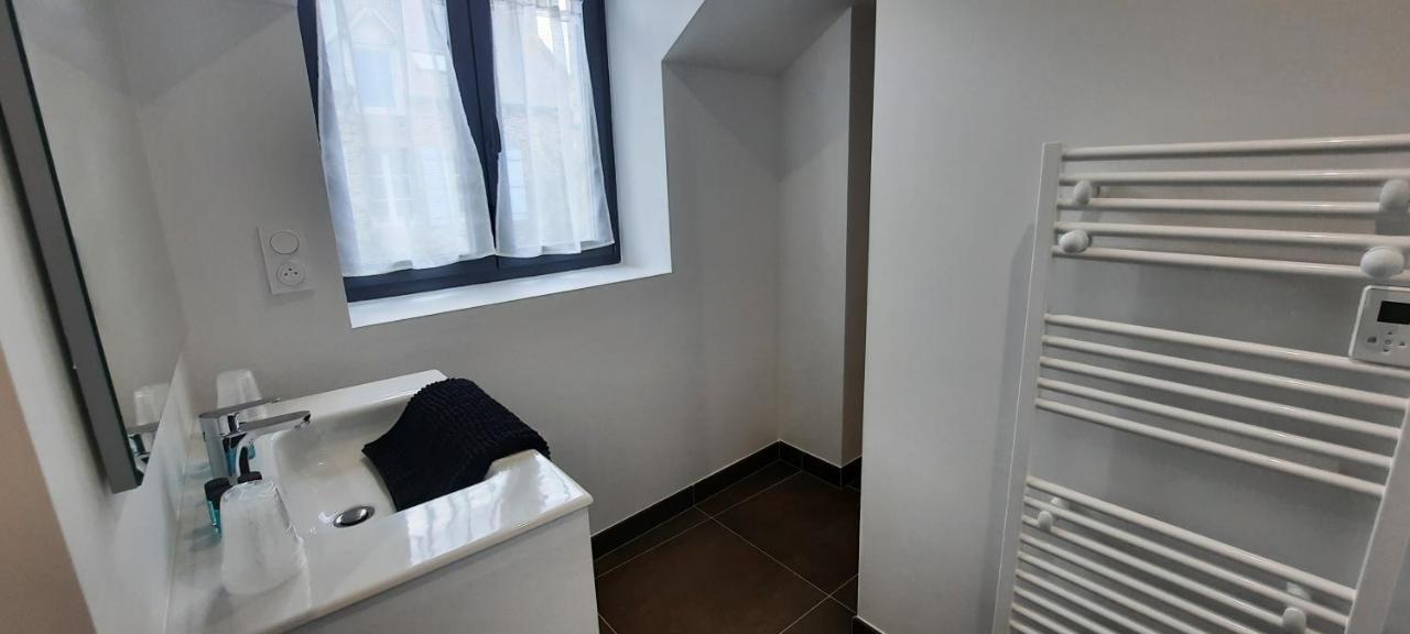 Les Appartements De La B Saint-Benoît-des-Ondes Dış mekan fotoğraf