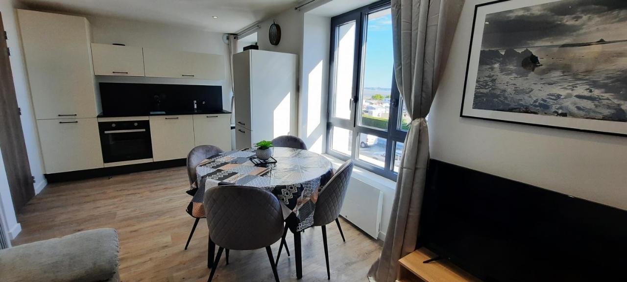 Les Appartements De La B Saint-Benoît-des-Ondes Dış mekan fotoğraf