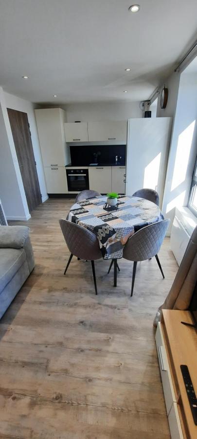 Les Appartements De La B Saint-Benoît-des-Ondes Dış mekan fotoğraf